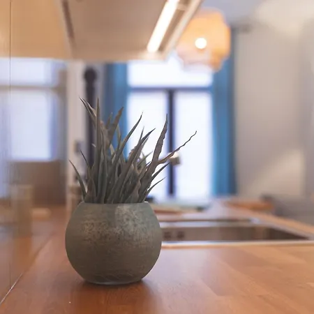 & Διαμέρισμα